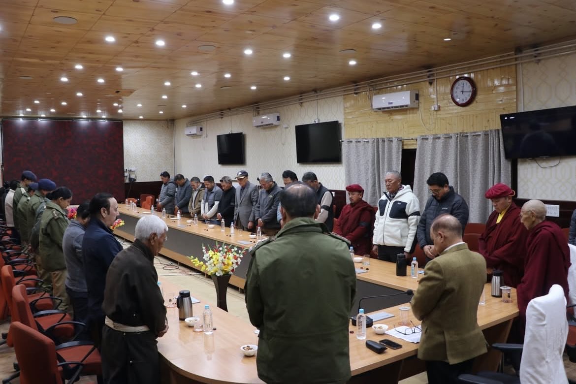 SajjadKargili_'s tweet image. Good news for the people of #Ladakh as internet services stand restored after constructive deliberations between civil society &amp;amp; the UT administration to ease tensions. The people of #Leh deserve appreciation for their patience &amp;amp; maturity. 

We urge GoI to order an Impartial…