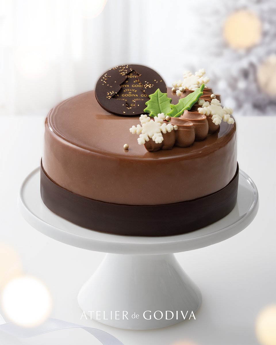Godiva_JPN's tweet image. 🎄𝐀𝐓𝐄𝐋𝐈𝐄𝐑 𝐝𝐞 𝐆𝐎𝐃𝐈𝐕𝐀 ご案内🎄
12月3日(水)より
「クリスマス プラリネプディング チョコレートホールケーキ」を発売します🎂
#ゴディバ シェフこだわりのケーキ。
1つ1つキッチンで仕上げています。
ぜひご堪能下さい😌
店舗情報▼
godiva.co.jp/atelier/
#GODIVA