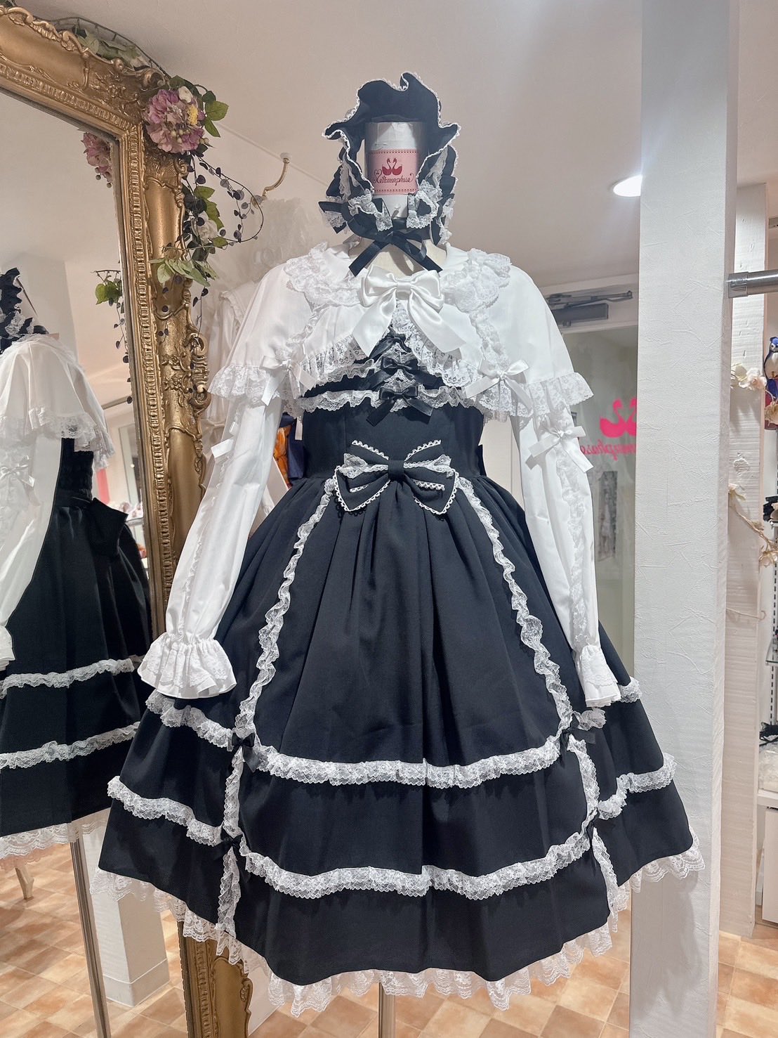 日曜までこの価格‼️ 新品‼️ メタモルフォーゼ　JSK＋ブラウス メタモルフォーゼ京都店 on X: 