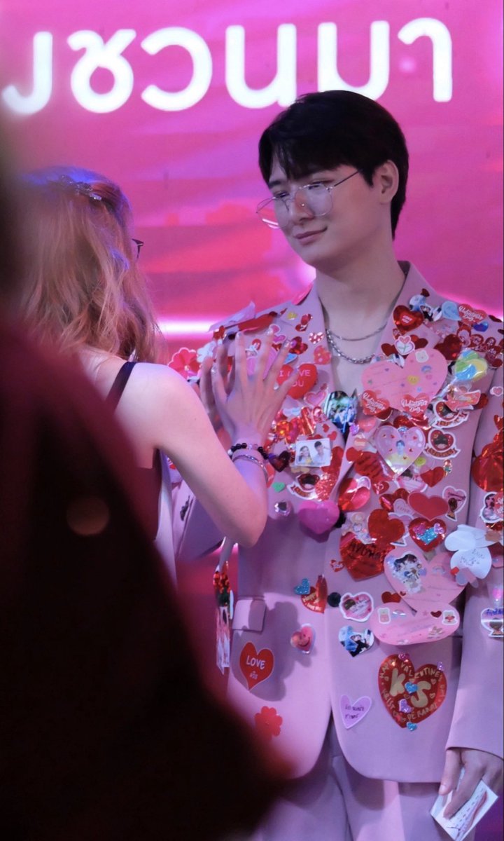 Poon_KPWorld's tweet photo. @kristtps A lot of love with ลูกนิมิต 😆❤️ (15 Feb 2018 / 15 Feb 2019 / 12 Feb 2020 / 15 Feb 2023) https://t.co/KPpi57v8ac