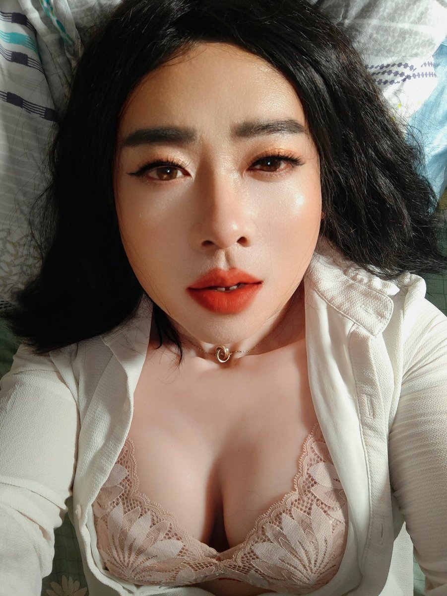xiaoyou871029's tweet image. 一张照片直接干出声儿了，什么都没选就这样了😂
#Grok #Grok動画 #GrokAI