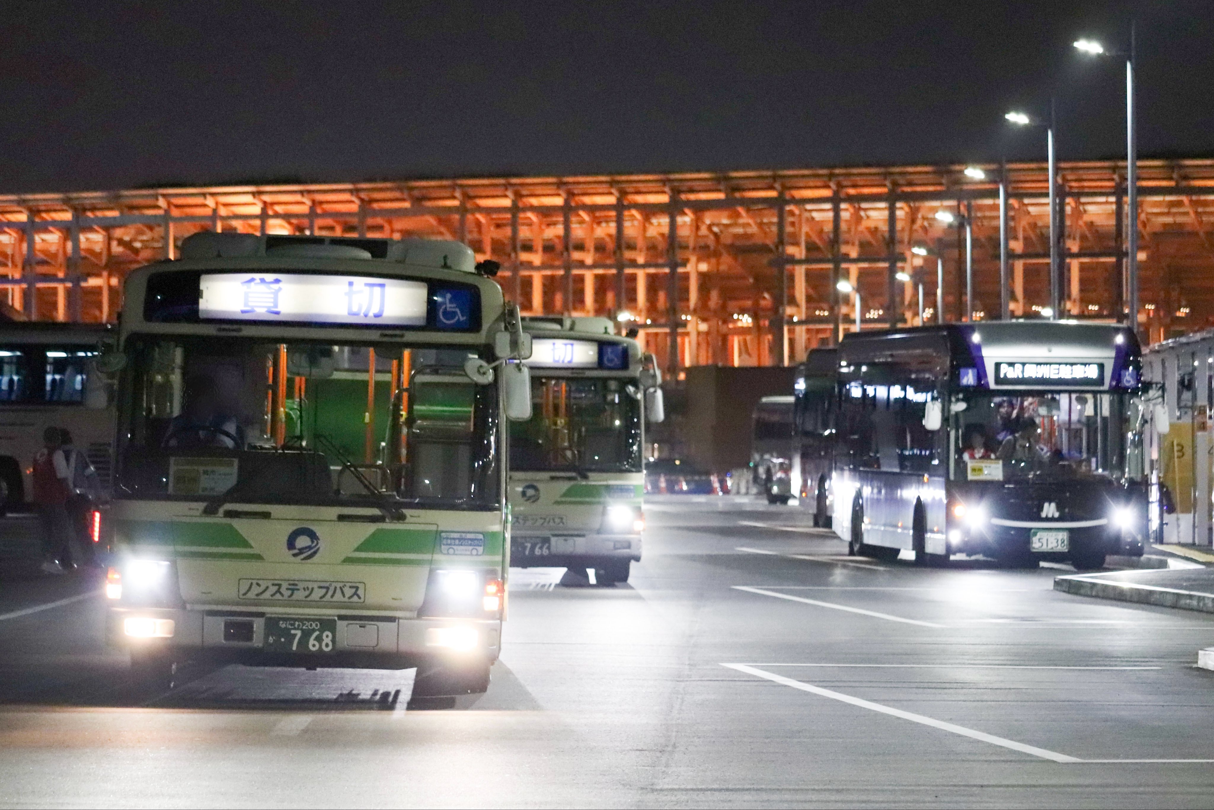 始まりの町　4枚 新品 MO923004 MoreArt 1/64 ジオラマ 立体駐車場 STEEL