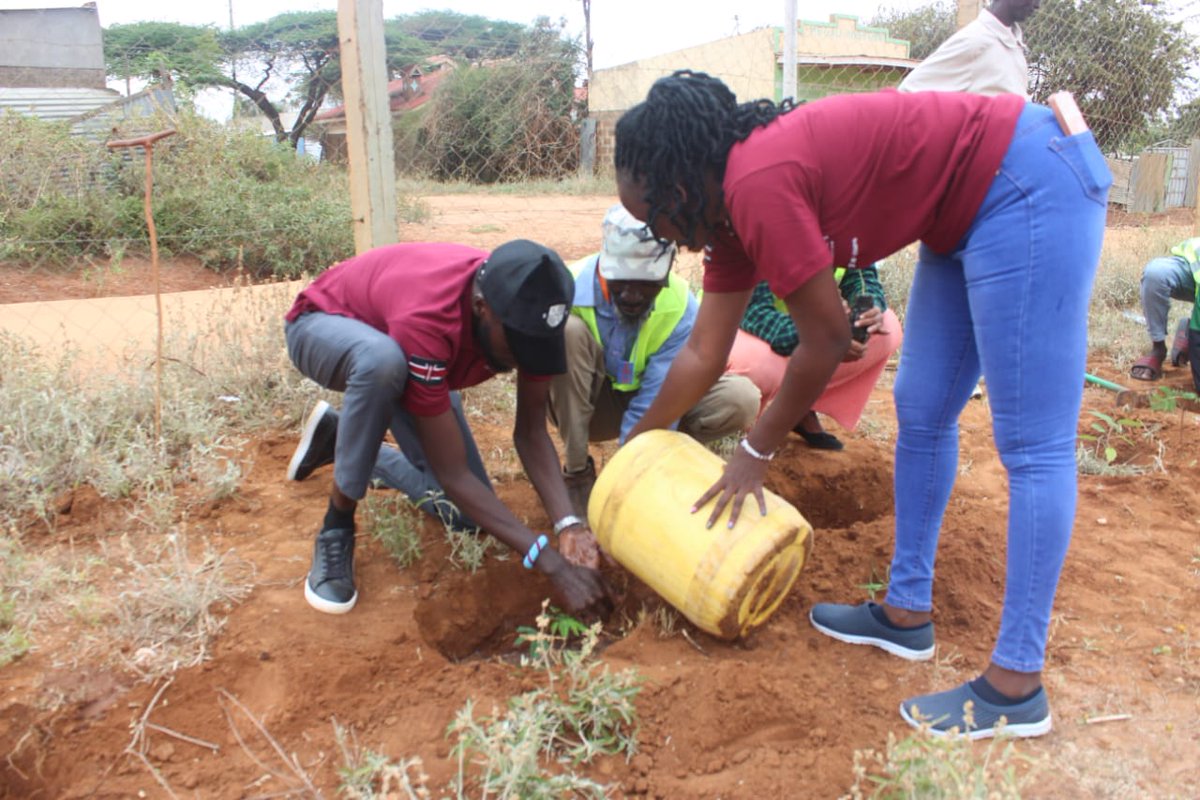 YAD_SAMBURU's tweet photo. 🌿 Mazingira Day Message 🌿
Today we celebrate Mazingira Day — a reminder that protecting our environment is protecting our future.Let’s stand together to plant more trees, reduce waste, and promote sustainable living.
A clean and healthy environment is our shared responsibility https://t.co/15nOBjC8hF