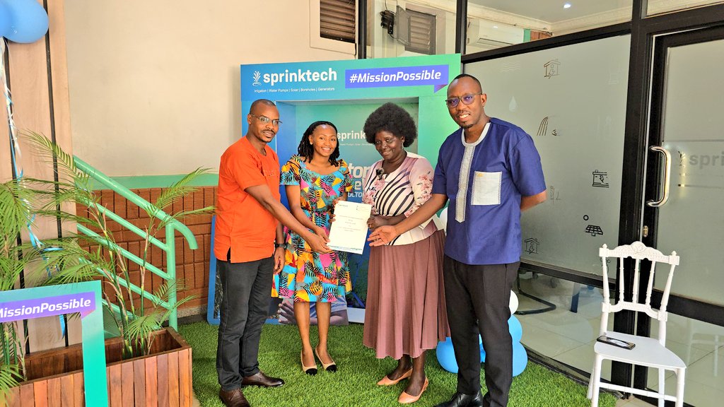 sprinktech's tweet image. Wrapping up #CustomerServiceWeek on a high note

We’re excited to announce our new partnership with Acholi Coffee Growers Cooperative, a collaboration that celebrates local enterprise and sustainable growth. 
#Sprinktech
#MissionPossible