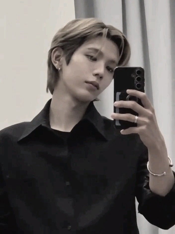 ૮ ˶ˆ はち ˆ˶ ა Ⳋ tweet media