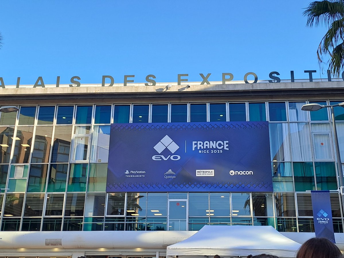 Mucha suerte a toda la comunidad que está en el <a href="/Evo_France/">Evo France</a> 

Disfrutad de la experiencia, robad todo lo que podáis y dejaros la garganta animando a los nuestros 💜