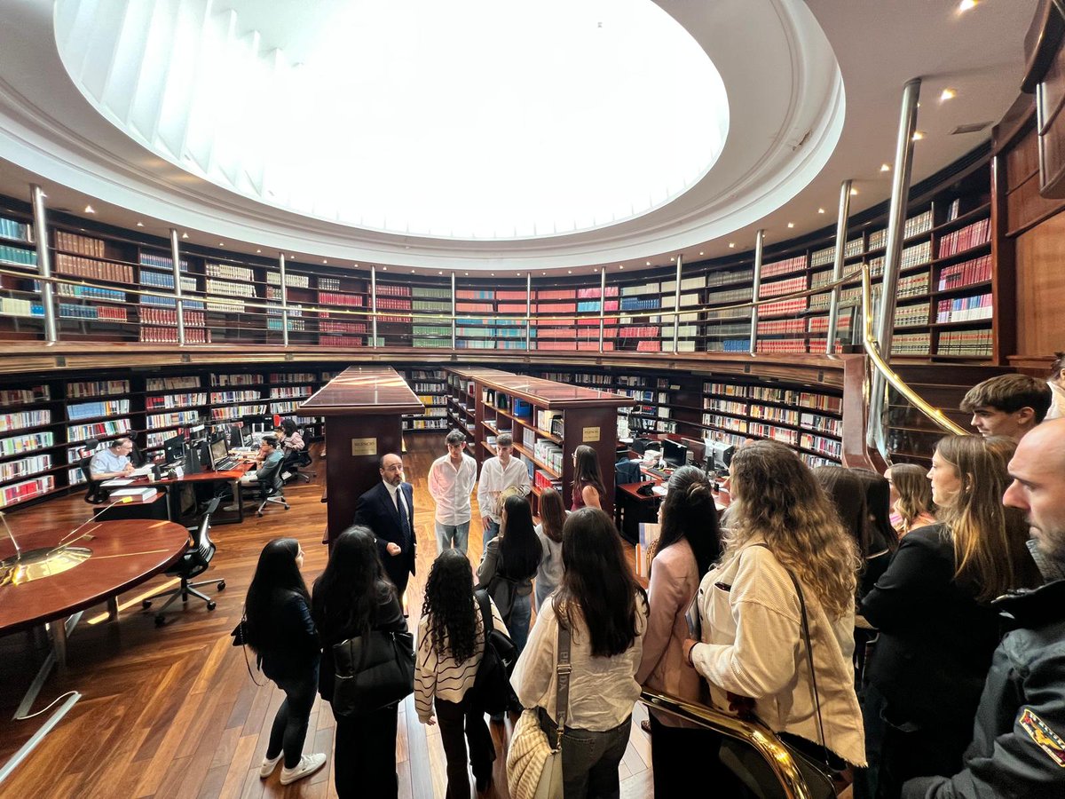 Fac. Derecho - AB tweet media