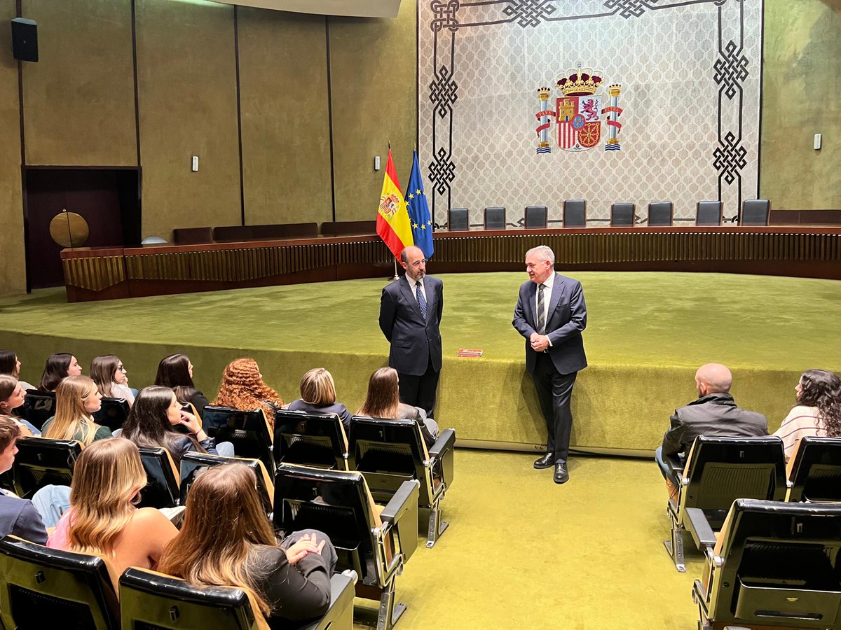 Fac. Derecho - AB tweet media