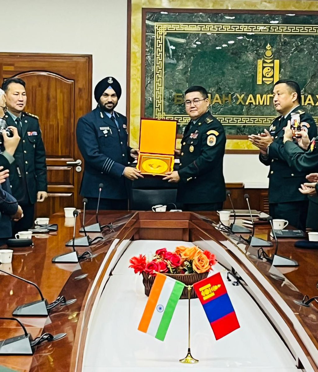 HQ_IDS_India's tweet photo. As part of #ISMT,delegates from #CDM_IDS visited to #Mongolia, furthering understanding of regional dynamics and #DefenceDiplomacy. The 22-member delegation was briefed on the structure, capabilities and evolving role of the Mongolian Armed Forces, particularly their significant contributions to #UN Peacekeeping Operations.
The team also visited the Mongolian National Defence University, Defence Management University and the Cyber Security Command, gaining valuable insights into Mongolia’s approach to strategic education, defence management and cyber preparedness.
HE Shri Atul Malhari Gotsurve, Indian Ambassador to Mongolia, hosted the delegation and briefed them on key issues of national interest, with a special focus on the deepening Indo-Mongolian partnership.
#LeadershipDevelopment
#IndiaMongiliaFriendship
🇮🇳 🤝🏼 🇲🇳
@DefenceMinIndia
@SethSanjayMP
@MEAIndia
@IndiainMongolia
@MFA_Mongolia