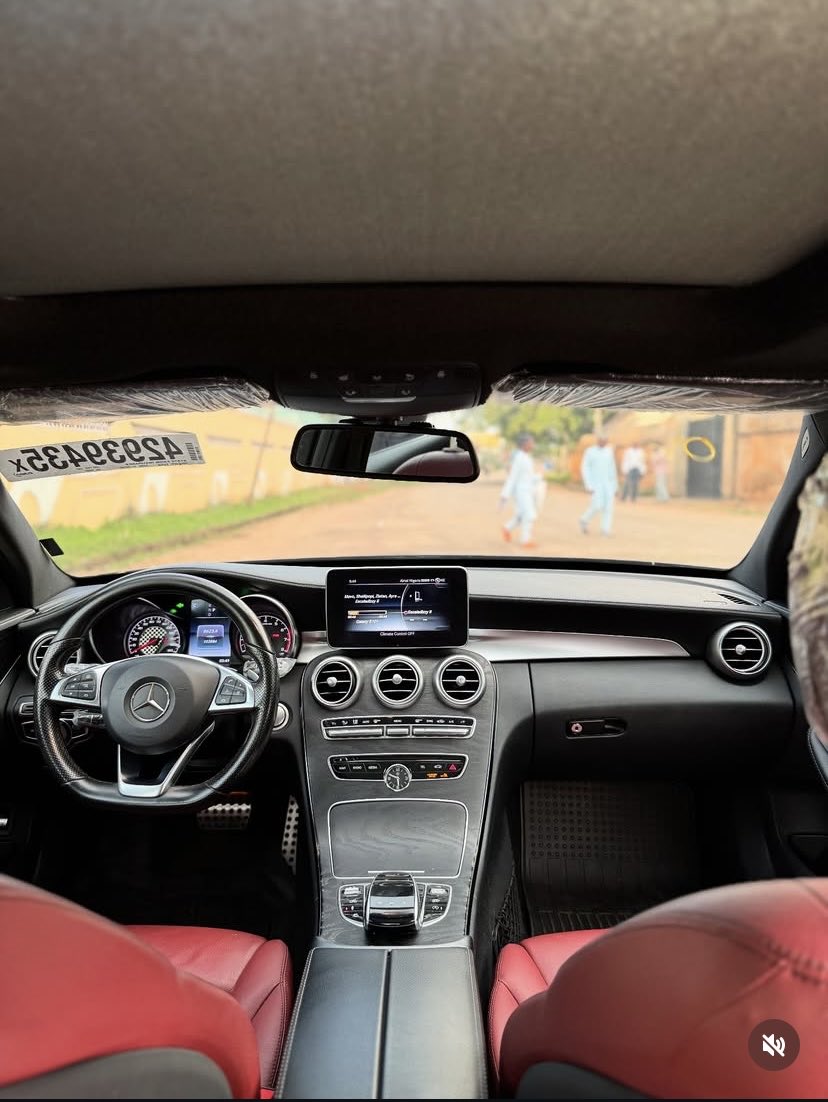 DankamaSi's tweet photo. EXTREMELY CLEAN FOREIGN USED MERCEDES C43 AMG 2017 MODEL FULLEST OPTION 
PRICE 50M
LOCATION KADUNA

#viral #Amen https://t.co/vEe8NHolnJ
