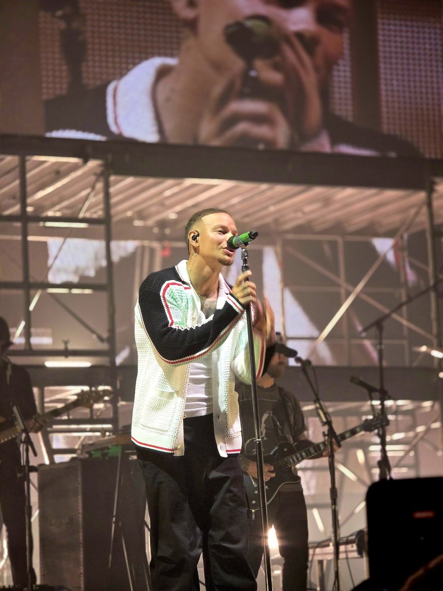 CDuggyz's tweet photo. @kanebrown 
Manchester 02 apollo 📸

Was a great night! 🤩

#kanebrown #02apollo #manchester02 #Manchester #manchester02apllo #CountryMusic https://t.co/EZnyUkzmeO
