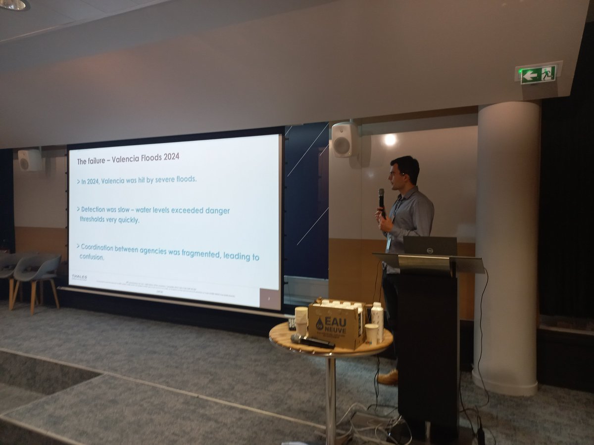 cognifogproject's tweet image. On September 26th, 2025, @CEA_List , @thalesgroup , and @EmbeddedFrance  hosted a full-day workshop at CEA Nano-INNOV (Palaiseau, France).

🔗 Learn more: cognifog.eu/edge-to-cloud-…

#COGNIFOG #HorizonEurope #EdgeComputing #CloudComputing #AI #DigitalSovereignty #Workshop  #IoT