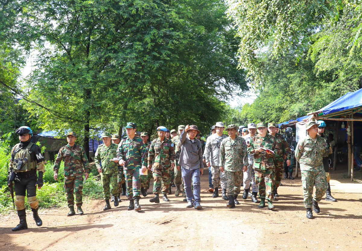 khmerhistorian's tweet photo. H.E. Lieutenant General Maly Socheata, Spokeswoman of the Ministry of National Defence of the Kingdom of Cambodia 

On the morning of Friday 10th October 2025, the Ministry of National Defence of the Kingdom of Cambodia, in coordination with the Interim Observer Team (IOT) has conducted the field mission to  Chok Chey and Prey Chan villages in O'Bei Chon commune, O'Chrov district, Banteay Meanchey province. This visit is conducted in order to observe, verify, and report on the border situation after the Ceasefire came into effect.

In accordance with the plan, the Interim Observer Team (IOT) would conduct frequent visit to the aforementioned villages throughout the whole week in order to monitor the prevailing situation.

——————
#CambodiaWantsPeace
#JusticeForCambodia
#Cambodianeedpeace
#TruthFromCambodia
#ThaiLawOnCambodianSovereignty
#ទាហានថៃបានអនុវត្តច្បាប់ថៃនៅលើទឹកដីខ្មែរ