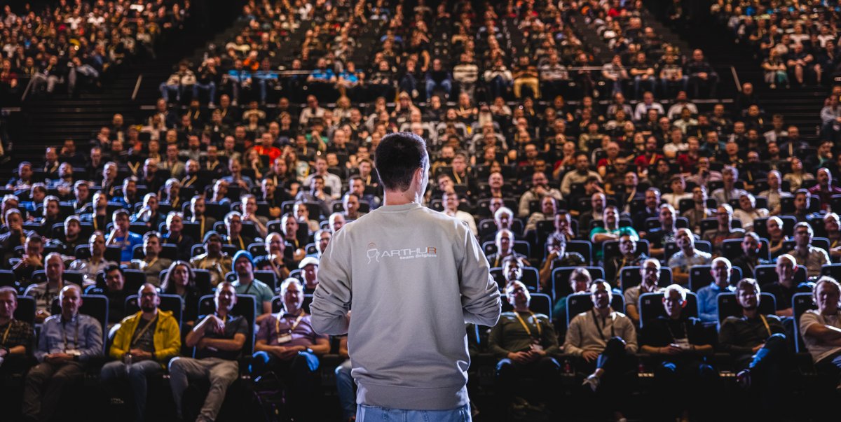 Devoxx's tweet image. All talks from days 1 to 4 of #Devoxx Belgium are now available on our YouTube channel! 🎥
Catch up on any sessions you missed 👇
youtube.com/watch?v=30qKZV…