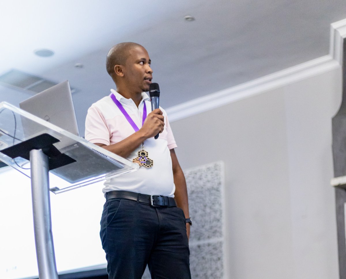 pyconza's tweet image. โก Lightning Talks at #PyConAfrica2025 โ quick, powerful, and inspiring!
A whirlwind of brilliant ideas, bold perspectives, and creative solutions shared by our amazing speakers. ๐โจ
Weโre excited for more inspiration and energy today!
#PythonCommunity