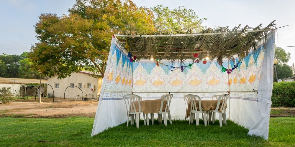 We will read in synagogues this Shabbat the words of Ecclesiastes (3:1,8):
There is a time for everything,
and a season for every activity under the heavens:
a time for war and a time for peace.
With prayers for the return of all the hostages and for peace, Shabbat Shalom!