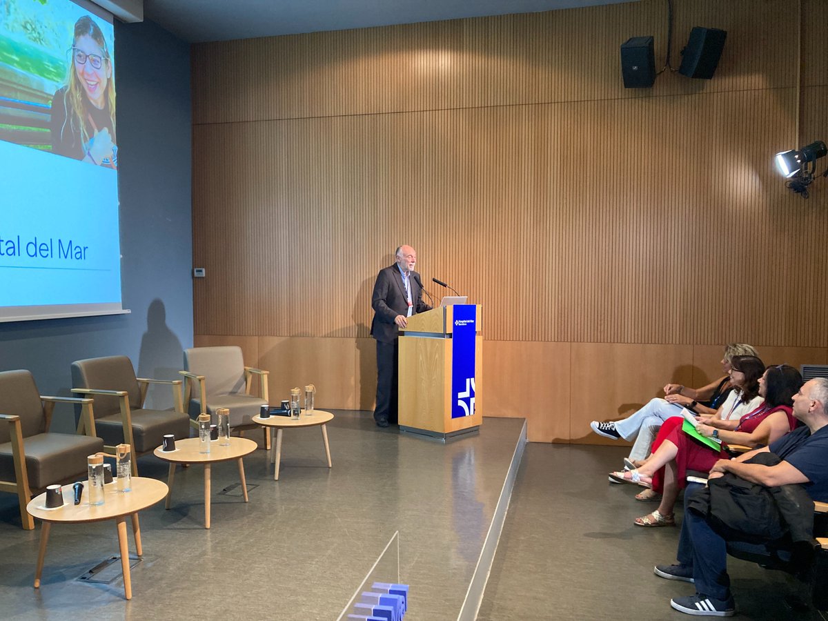 Hospital del Mar (@hospitaldelmar) on Twitter photo 'Salut Mental en transformació: història, estigma i emergència social'
Ponència inaugural a càrrec del Dr. Víctor Pérez, Director de l'Àrea Assistencial i Mèdica de l'<a href="/hospitaldelmar/">Hospital del Mar</a>
#JornadaSalutMentalMAR #SalutMental #MentalHealthDay2025 #DiaMundialSalutMental 'Salut Mental en transformació: història, estigma i emergència social'
Ponència inaugural a càrrec del Dr. Víctor Pérez, Director de l'Àrea Assistencial i Mèdica de l'<a href="/hospitaldelmar/">Hospital del Mar</a>
#JornadaSalutMentalMAR #SalutMental #MentalHealthDay2025 #DiaMundialSalutMental