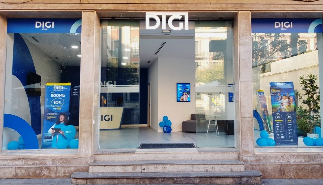 marcCEcases tweet media