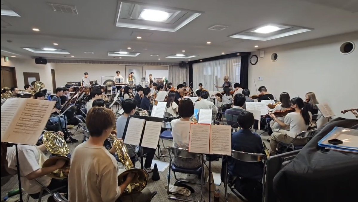 こんばんは！エセンツです。
第6回定期演奏会に向けて、こそこそ練習開始しております🏔️🏃‍♂️

teket.jp/585/50604?uid=…