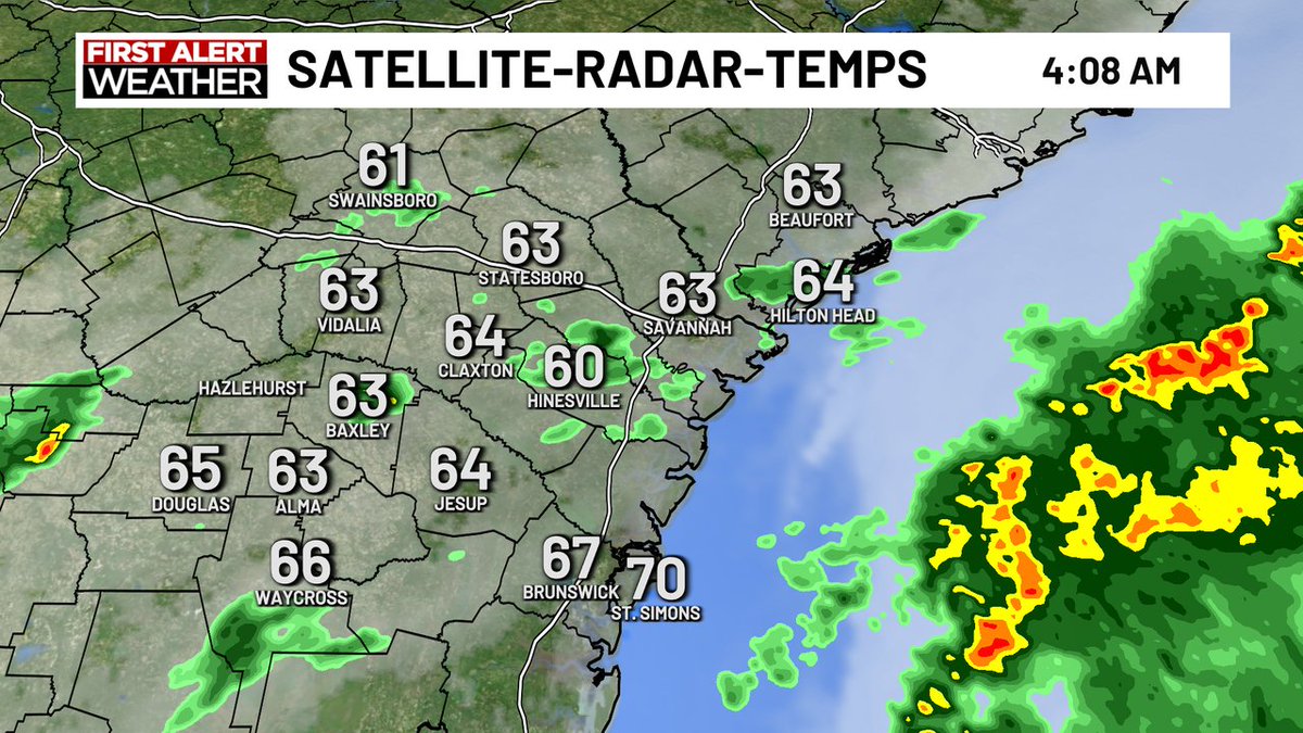 AndrewGortonWx's tweet image. Spotty showers are leading to damp roads this morning with cooler temperatures than yesterday!