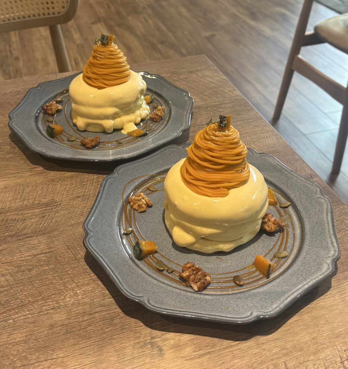 bn__ca__25's tweet photo. 📍3Stars Pancake

かぼちゃのモンブランパンケーキ🎃🌰
中にキャラメルアイスも入っててさいこう

 #カフェ巡り好きな人と繋がりたい 
 #カフェ巡り #日常垢 
 #日常垢さんと繋がりたい https://t.co/knyQFxCBeX