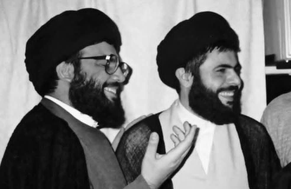 إذا تكوّنت في الدنيا صداقة بين اثنين لا لأجل الماديات بل على أساس الأمور المعنوية والتوحيد وعبودية الله والعقيدة والإيمان فإنها لن تزول يوم القيامة بل ستزداد قوّة؛ وذلك لبقاء علتها.

الشهيد الشيخ مرتضى مطهري