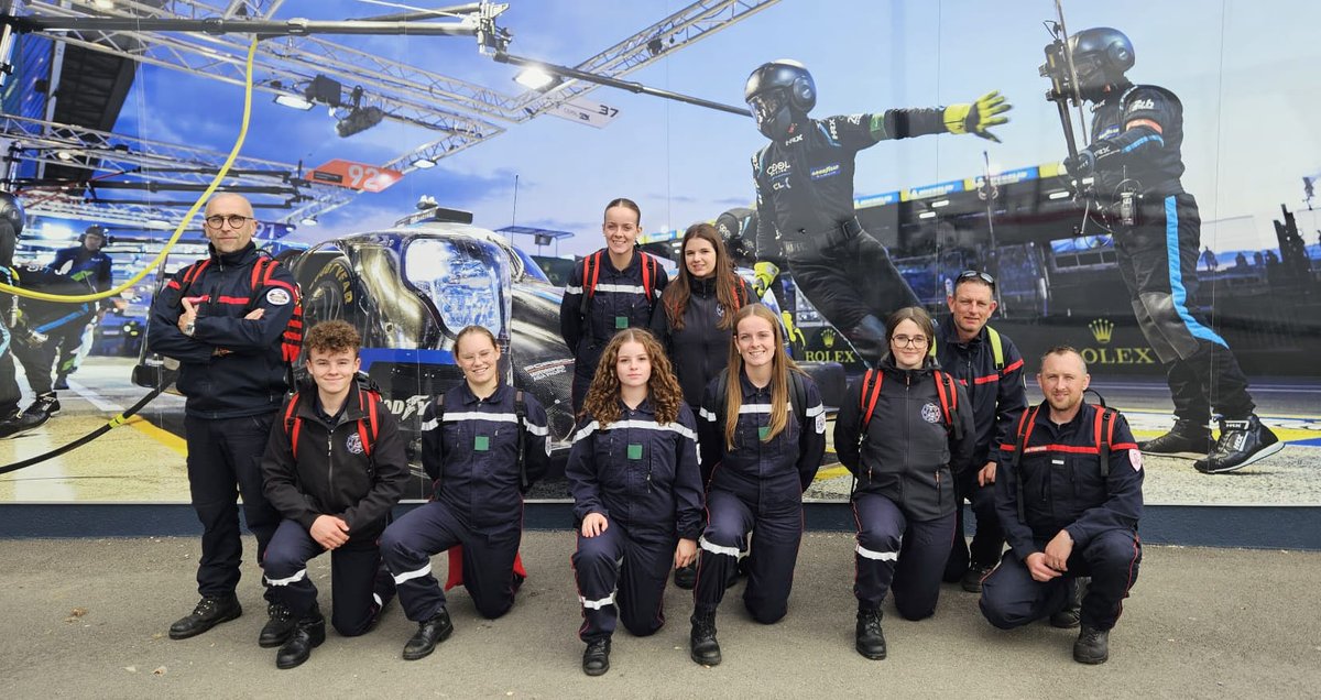 10/10 : Les Jeunes Sapeurs-Pompiers au congrès national des sapeurs-pompiers au Mans !
Hier, 14 JSP et 5 animateurs ont pris la route direction Le Mans.🚒
Une belle occasion de rencontrer les professionnels du milieu et de découvrir de nouvelles innovations.