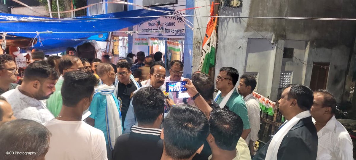 inttucwb1's tweet image. INTTUC অনুমোদিত অল বেঙ্গল তৃণমূল রেলওয়ে হকার্স ইউনিয়নের হাবড়া শাখার উদ্যোগে বিজয়া সম্মিলনী অনুষ্ঠান।

@MamataOfficial @abhishekaitc @AITCofficial @RitabrataBanerj @tapas_dasg90727