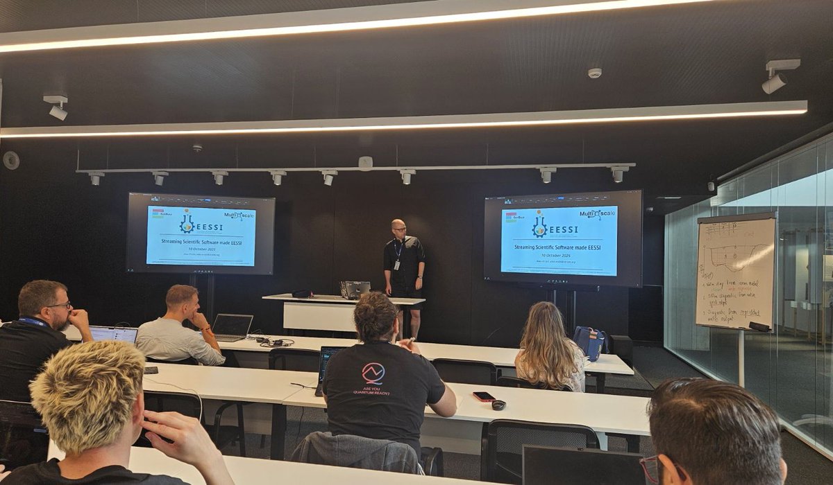 MultiXscale's tweet image. &quot;Streaming Scientific Software made #EESSI&quot; by our Technical Manager Alan O&apos;Cais at the Sysadmins in HPC Meet-Up, organized by @BioNT_training and @DoItNow_Tech at the @BSC_CNS 

@EESSI_hpc