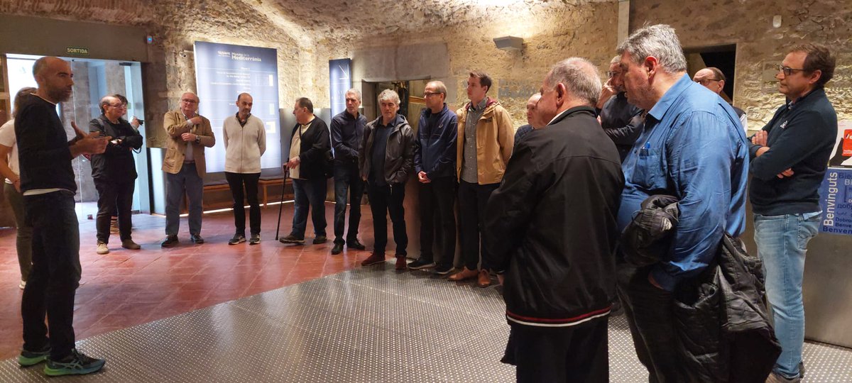 🌲 Torroella de Montgrí-l’Estartit han acollit la delegació europea de la FECOF, que celebra la seva assemblea anual a Catalunya. 🌿
👉 Llegeix la notícia a: ow.ly/8Vzx50X9A3L
📸 GORBS. Dolors Gibert
#FECOF25CAT #SomSostenibilitat #SomTorroella #SomlEstartit