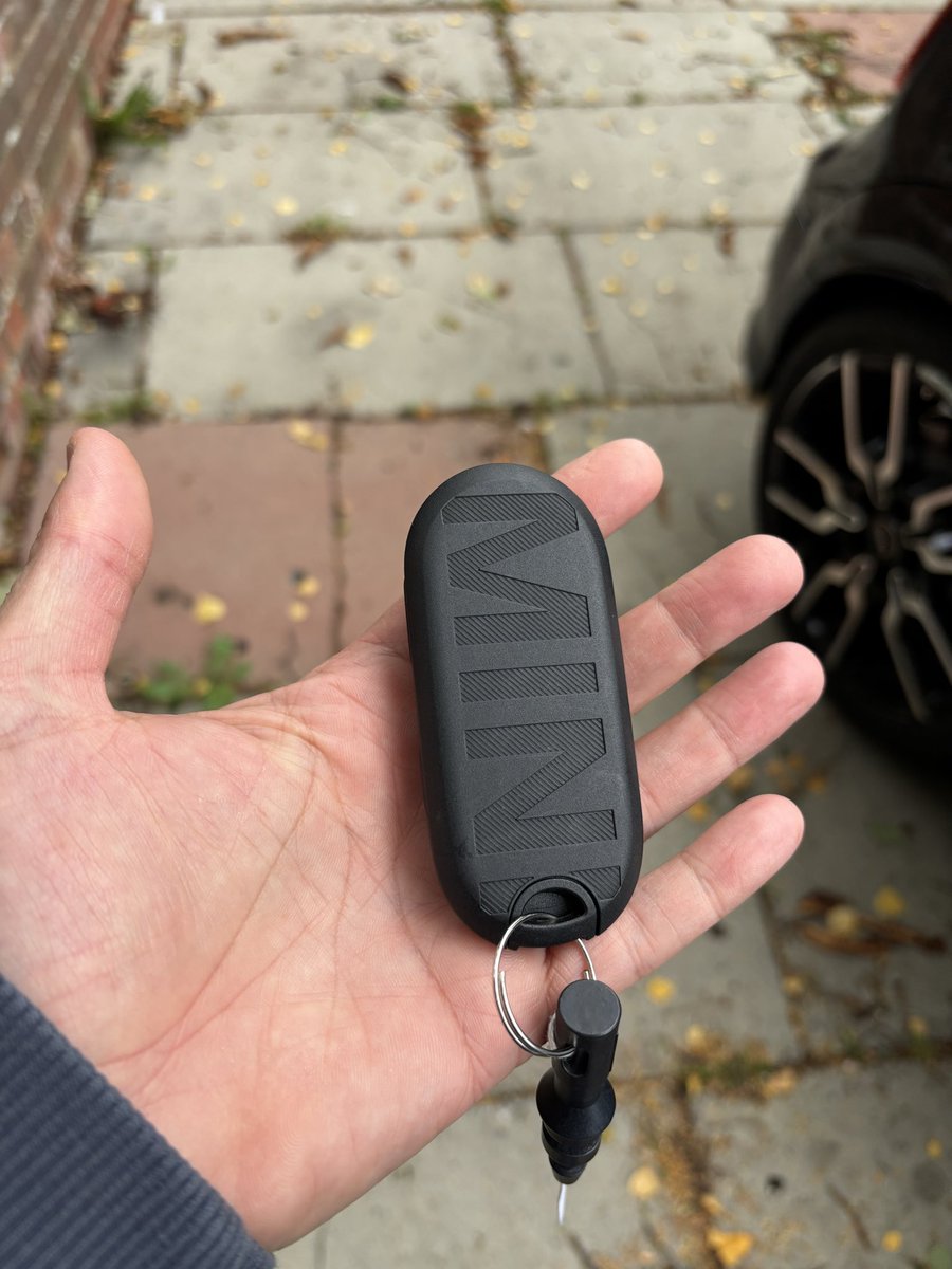 That’s the worst car I’ve ever driven. The entire experience is a confusing, bewildering mess. The driver aids are madness. You’ve no awareness of what’s going on outside. It’s all flashing lights and pulling wheel. The heads up display is distracting nonsense. It’s hateful