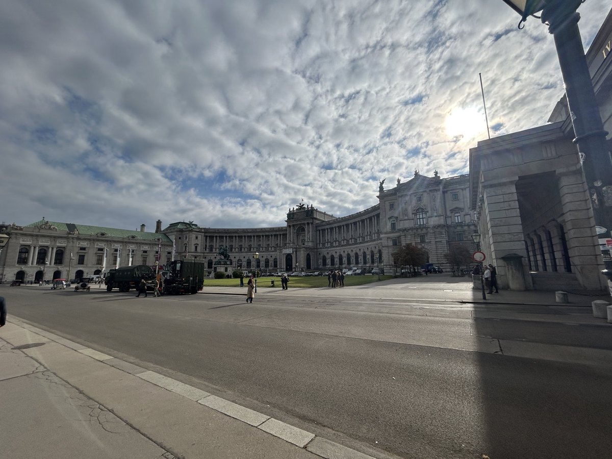 Marcus Walker tweet media