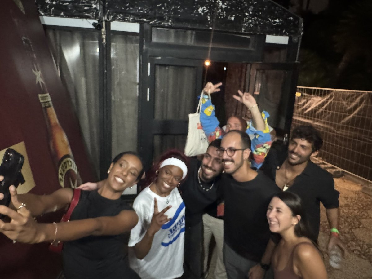 Betar_USA's tweet photo. Azealia Banks with some white colonizer Zionists after her concert last evening!!  She’s a clear learned Zionist and friend of the Jewish people.

Had Gaza hosted a rap concert with a female black artists what would the crowd there have done? 
@iiwasinthee212 https://t.co/9iHEmrIr67