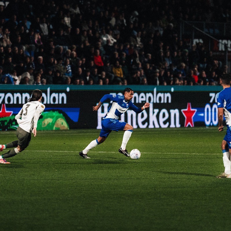 PECZwolle's tweet photo. Schorsing Tristan Gooijer geseponeerd

De onafhankelijke tuchtcommissie betaald voetbal heeft de schorsing van Tristan Gooijer geseponeerd. Donderdagavond diende de zaak in Zeist, waarin PEC Zwolle, bijgestaan door FBO, een succesvol verweer hield.

#peczwolle