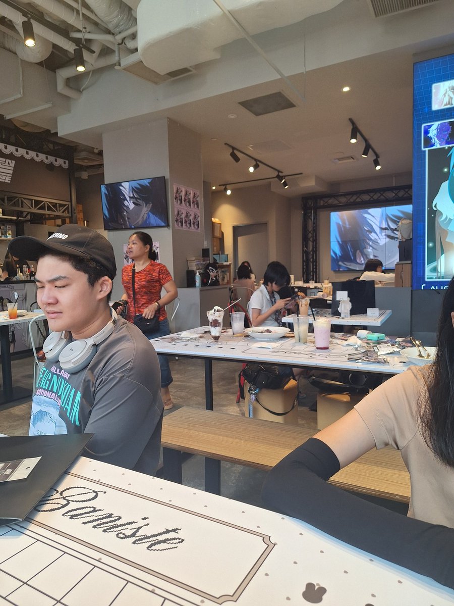 i9aAxpg0hL58089's tweet image. #anipluscafesg #ANIPLUSAsia #alienstage #alnstcafe #ALNST