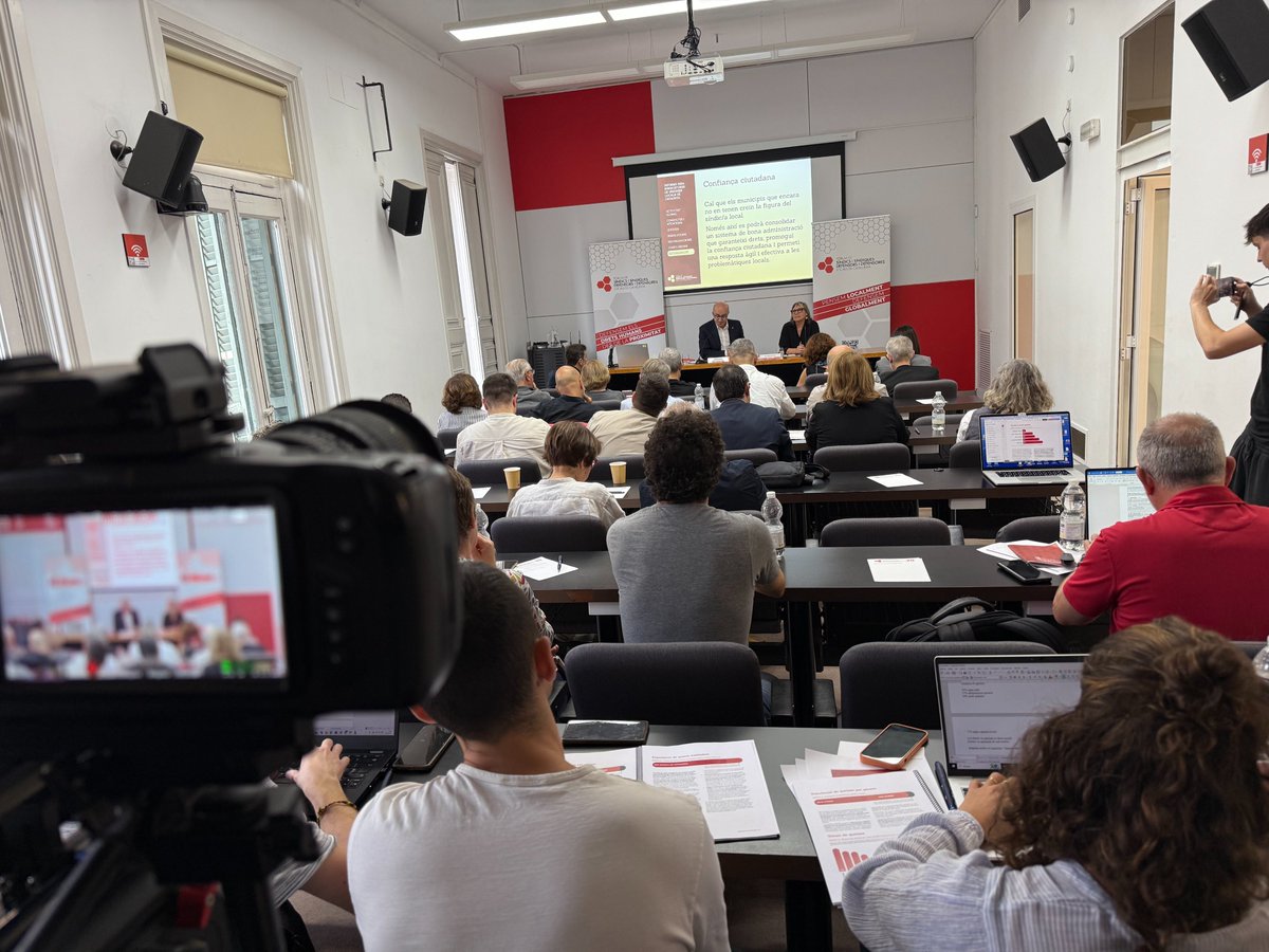 És necessari que els municipis que encara no tenen aquesta institució creïn la figura del síndic o la síndica local.
Qualsevol queixa d’un ciutadà és una proposta de millora per a l’ajuntament.
#FòrumSD #SíndicsLocals #Defensoria #BonaAdministració #ParticipacióCiutadana #Drets