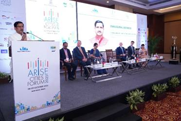 PIB_India's tweet image. From Bharat to Belem: Delhi Declaration Sets the Stage for COP30, Amplifying Urban Voices from Global South 

Setting the stage for the upcoming #UNFCCC Climate Conference, #COP30, the Delhi Declaration on Local Action for Global Climate Goals emerged as the key outcome of the