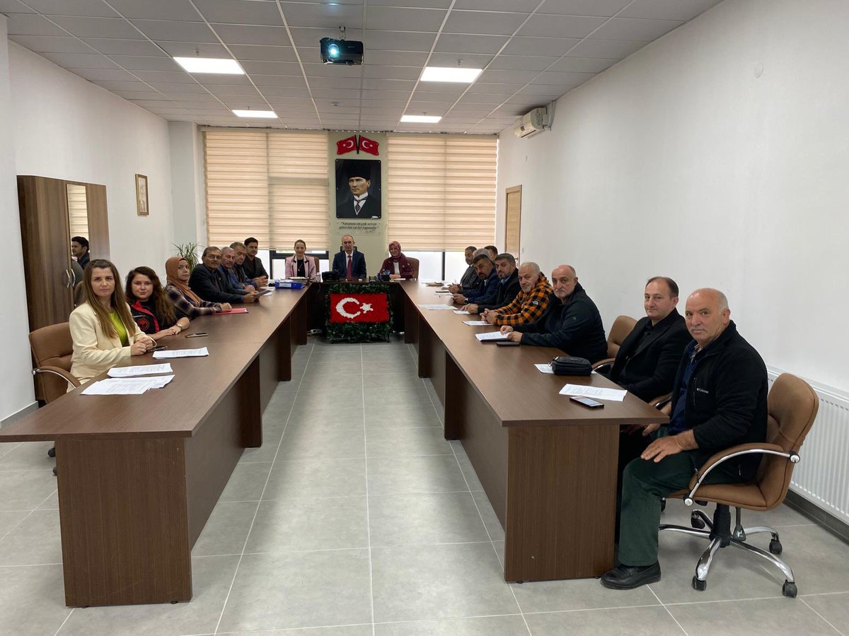 Geçen yıl başarı ile mücadele ettigimiz kokarca zararlısı ile bu yılda aynı mücadele azmi ile mücadele etmek için Belediyemiz,İlçe Gıda ve Tarım Müdürlüğümüz yetkilileri ve muhtarlarımızla bir arya gelerek planlamalarımızı yaptık.