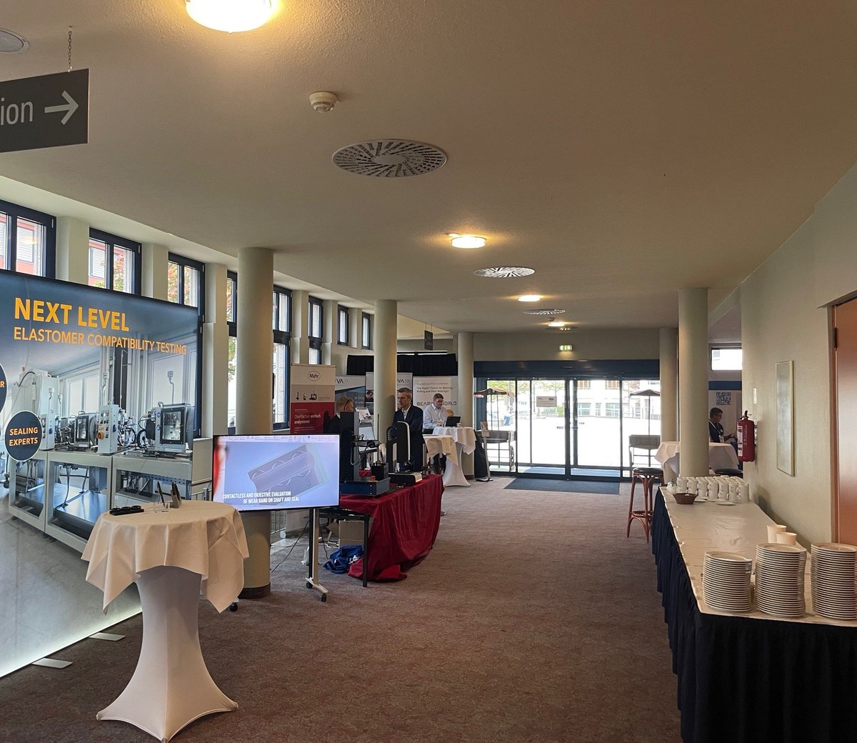 ✨ Hier kommen ein paar Impressionen von der GFT/DGMK: 66. #Tribologie-Fachtagung Reibung, #Schmierung und Verschleiß in Wernigerode ✨Wir freuen uns, dass wir als Aussteller mit dabei waren.
narr.de/technik/

#expertverlag #vernarrtinwissen #Fachtagung