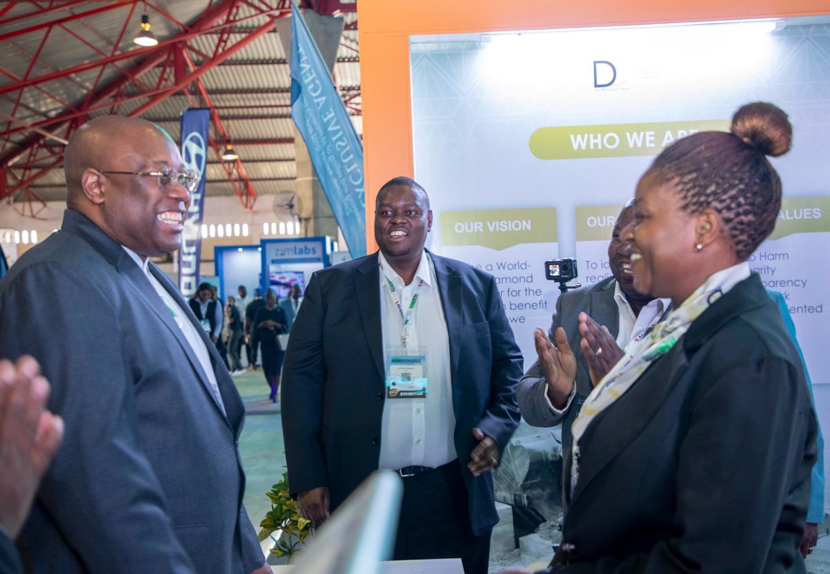 ZCDC_official's tweet photo. Honoured to host Mines and Mining Development Minister Hon. W. Chitando, Deputy Minister Hon. P. Kambamura, Deputy Minister Hon. C. Makwiranzou, Permanent Secretary Mr. P. Kunaka and Directors at the ZCDC stand at the ongoing Mine Entra. https://t.co/Q8FpcPGUB5