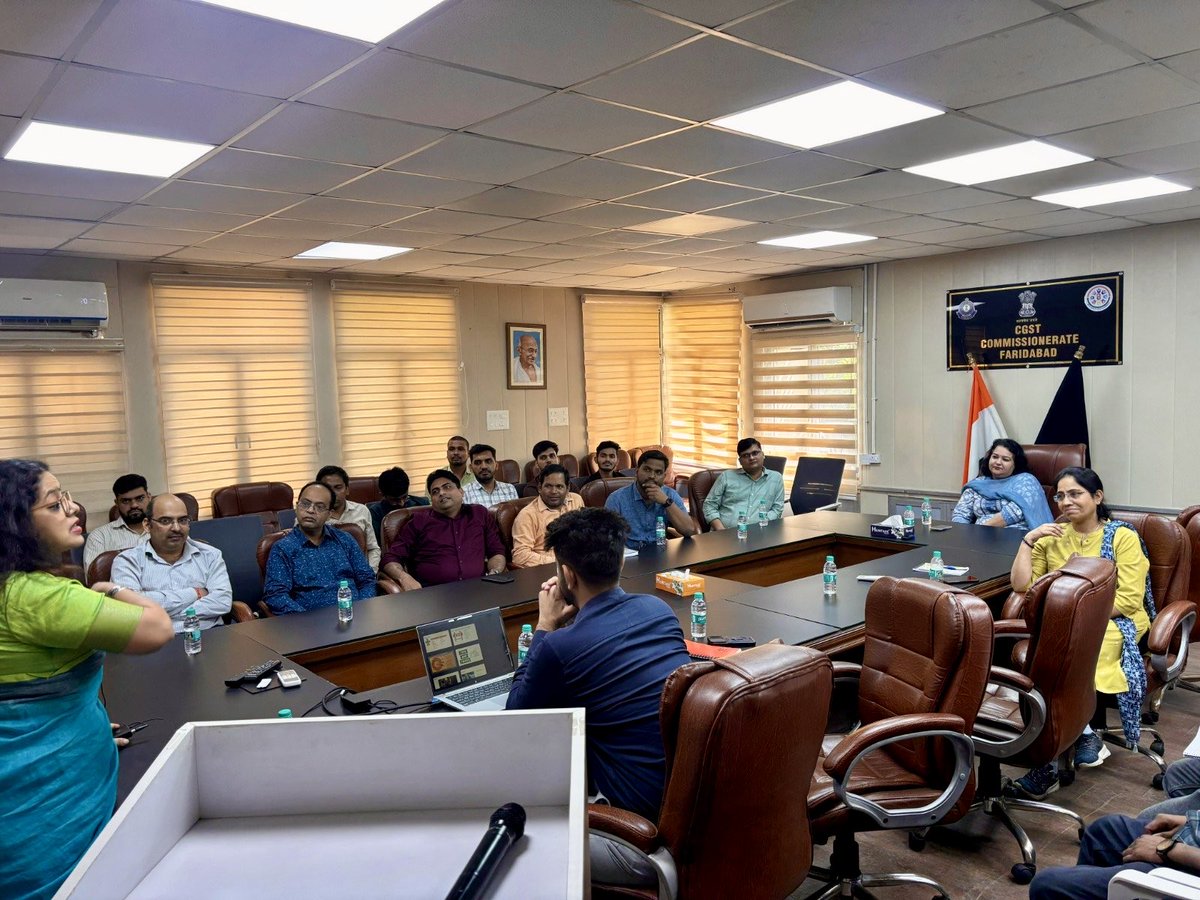On #WorldMentalHealthDay, CGST Faridabad organized a session on Stress Management &amp; Work-Life Balance by Psychologist Ms. Pooja Raina <a href="/poojalistens/">poojalistens</a> for officers and staff. Prioritizing mental well-being at the workplace. 🧠💼

#MentalHealthMatters