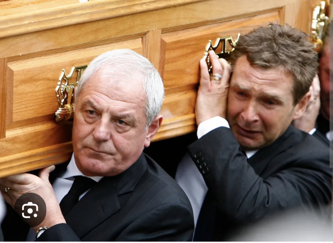 The EA 🇬🇧 tweet media