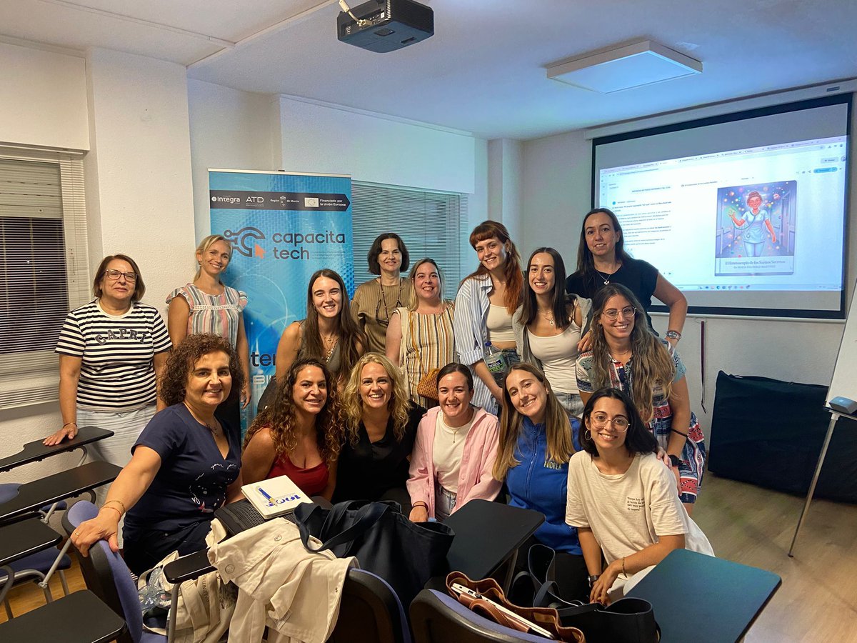 💻✨ Comienza en Cartagena la 3ª edición del Curso de Transformación Digital en Enfermería

Este pasado lunes dimos inicio a una nueva edición del programa “Competencias digitales avanzadas para el uso e implantación de asistentes virtuales”, una formación dirigida a