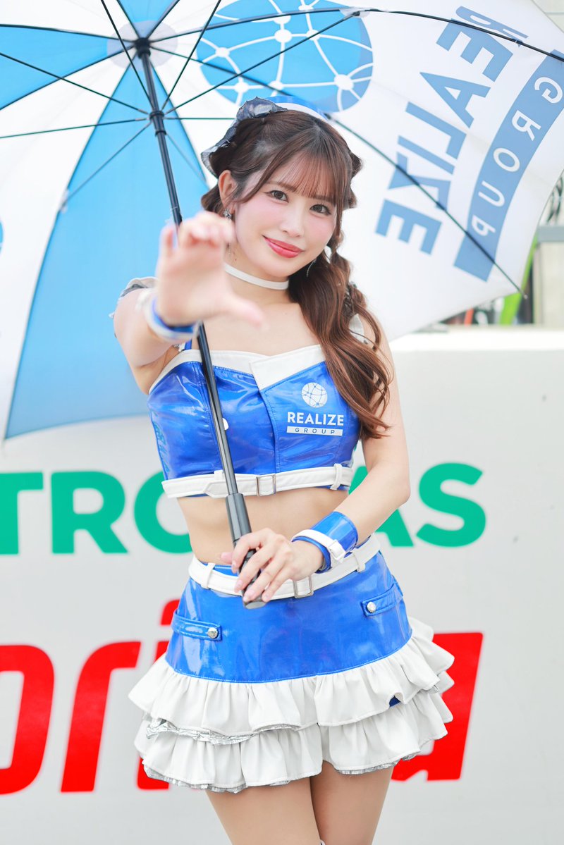 kazuyoppy's tweet image. 2025.9.21 SUPER GT Round 6 SUGO GT 300km RACE🏁 
ピットウォーク✨

KONDO RACING 
リアライズガールズ🌐
#織田真実那 さん(@mamihamu7)
撮影有難うございました😄

#SUPERGT2025 #REALIZE