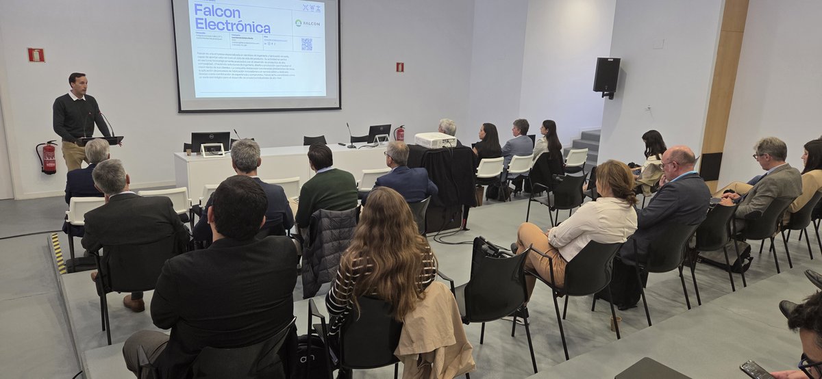 FALCONElect's tweet photo. El 1 de octubre, nuestro compañero Ignacio Irureta participó en el evento organizado por @AINNavarra y @GobNavarra para impulsar el #SectorAeroespacial en #Navarra Un placer compartir la experiencia de FalcónElectrónica en #InnovaciónTecnológica https://t.co/AxFIXvBnoY