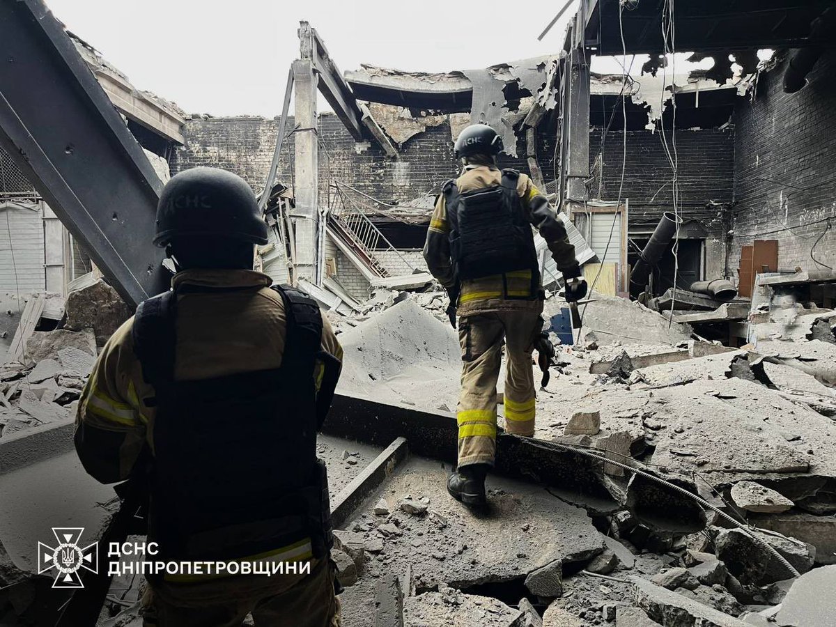 Amid dropping temperatures, Russia massively targets Ukrainian energy infrastructure. Instead of getting serious about peace, Putin leaves civilians in the cold and dark. With winter around the corner, we must ramp up pressure on Russia and increase support to Ukraine.