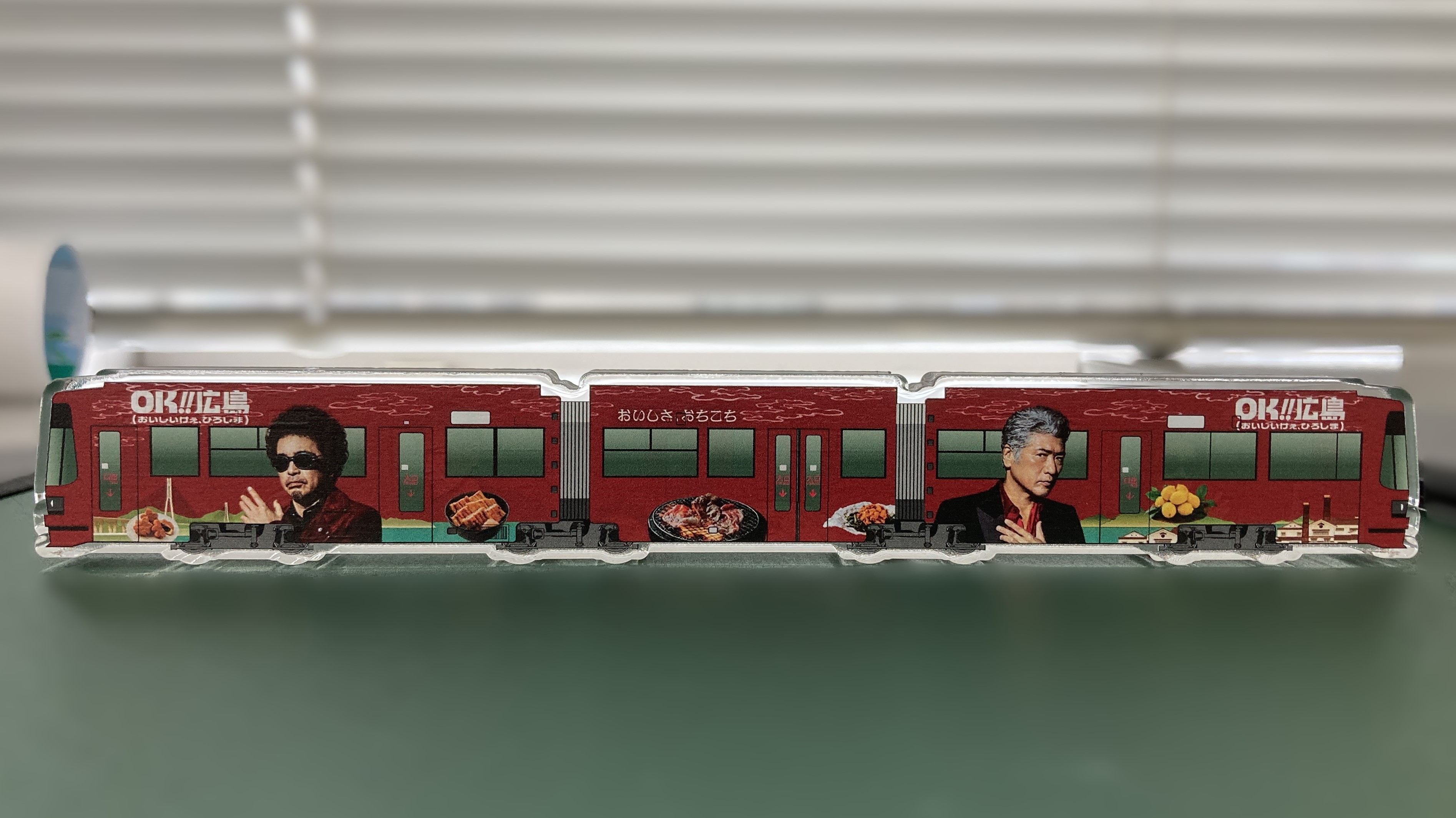 OK!!広島号 Ooochie Koochie 広島電鉄 アクリルブロック 広島電鉄