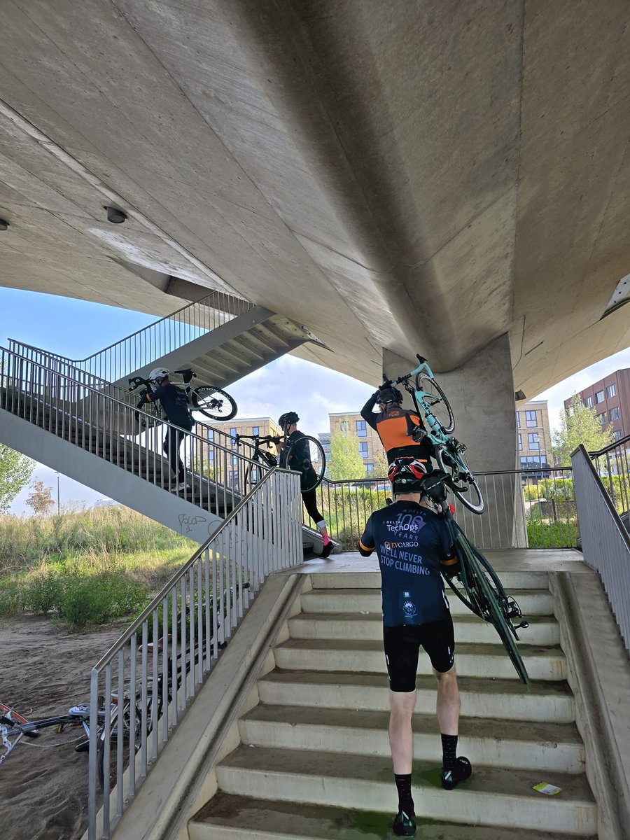 EV Cargo tweet media