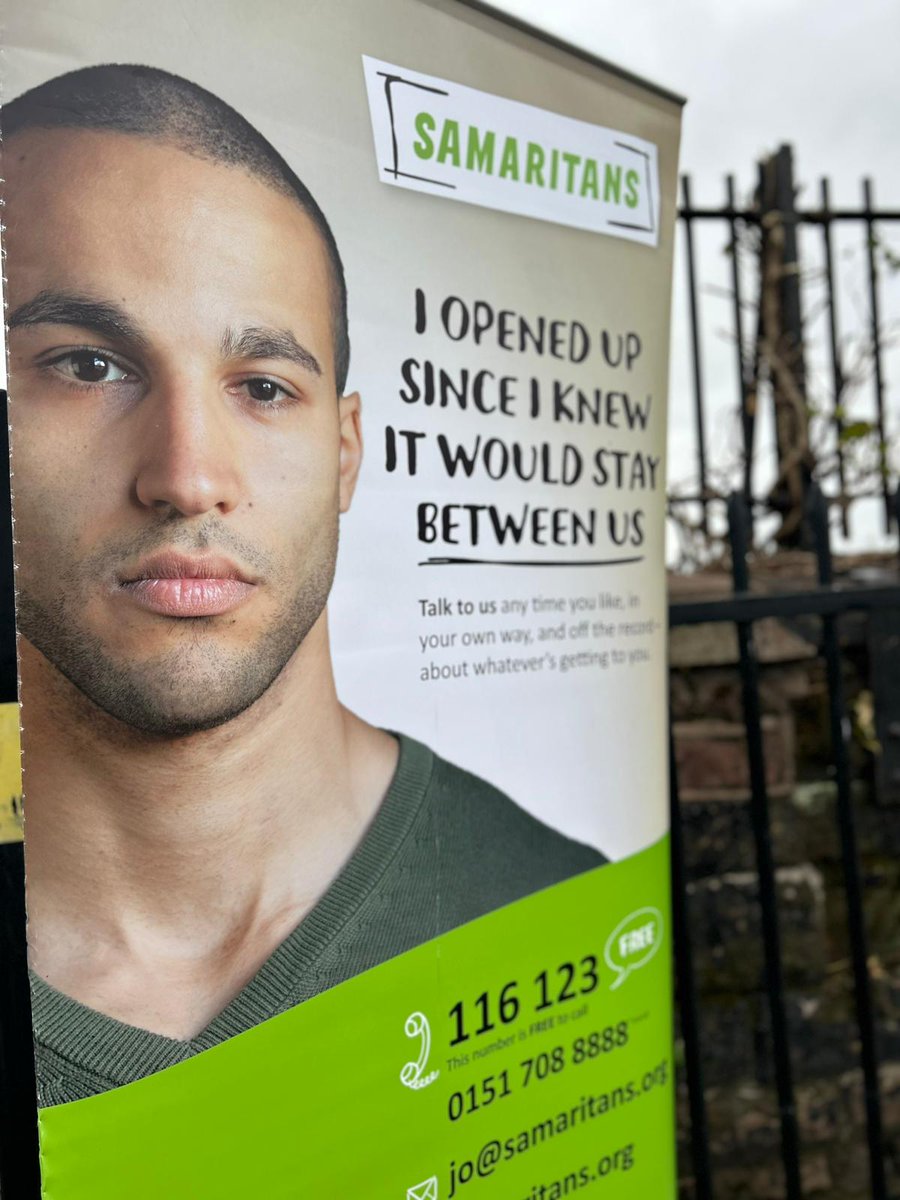 We enjoyed chatting to lots of passengers at <a href="/merseyrail/">Merseyrail</a>'s Kirkdale station this morning on #WorldMentalHealthDay. We also shared useful listening tips (and many tea bags!) 💚