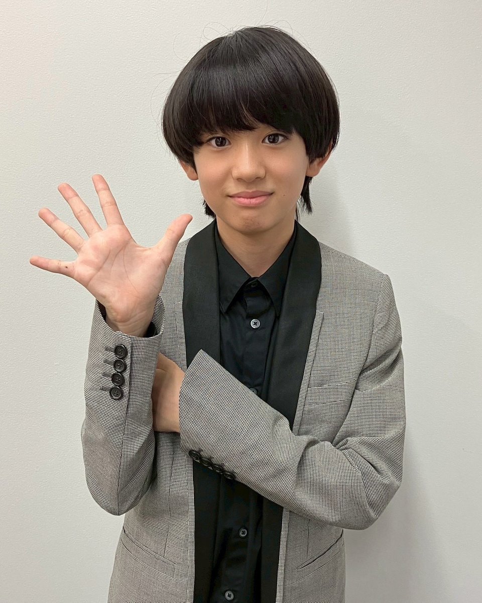 nagoya_stardust's tweet image. 【上田悠斗】
出演映画『秒速5センチメートル』
主人公・遠野貴樹　幼少期役

無事に初日を迎えることができました。
ぜひ劇場でご覧ください🎬

〈上田悠斗Instagram〉
instagram.com/uedaharuto_off…

#上田悠斗
#秒速5センチメートル